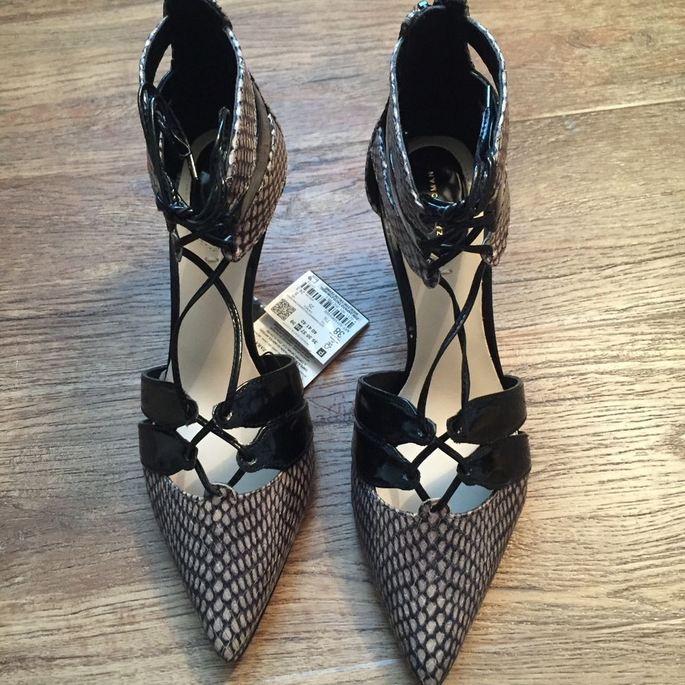 ZARA Leather Sandals:Black/Grey, US 7.5, 8/EUR 38, 39